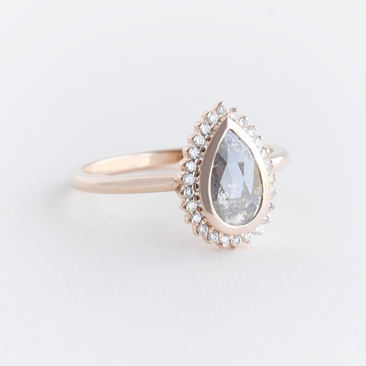 Zlatý prsteň 96403