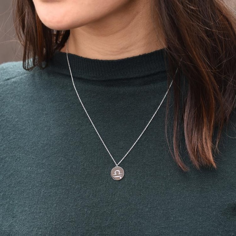 Zlatý prívesok so znamením Váhy 47979