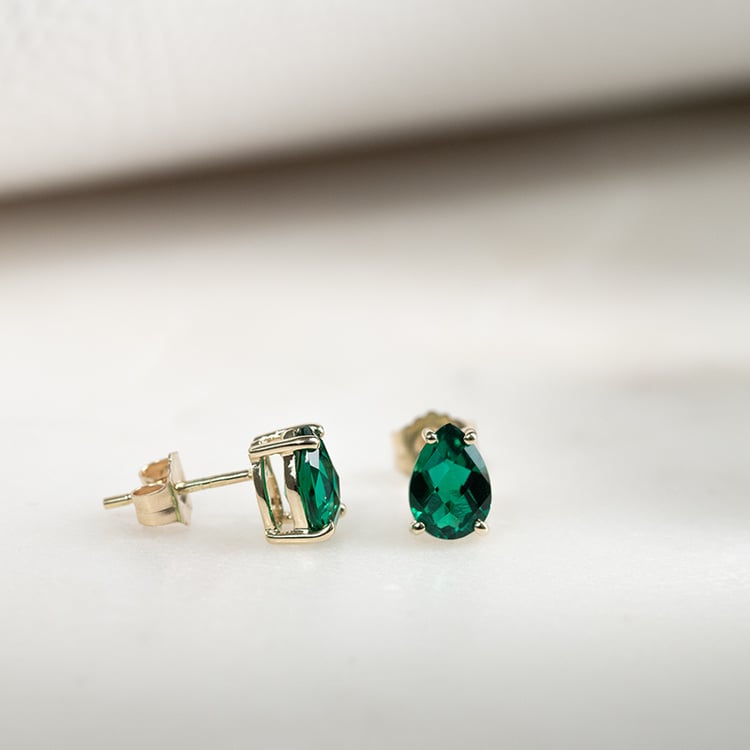 Zlaté náušnice so smaragdovými slzami Rekan 133820