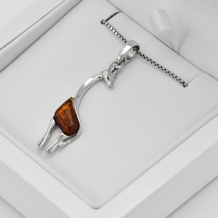 Jantárový prívesok 36701