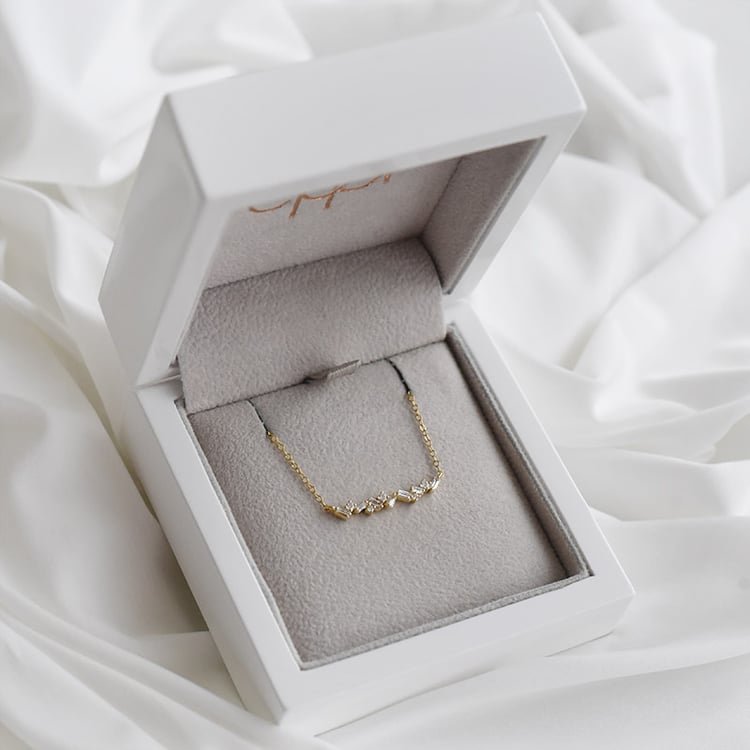 Diamantový náhrdelník 91090