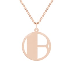 Prívesok s vykrojeným písmenom Alphabet