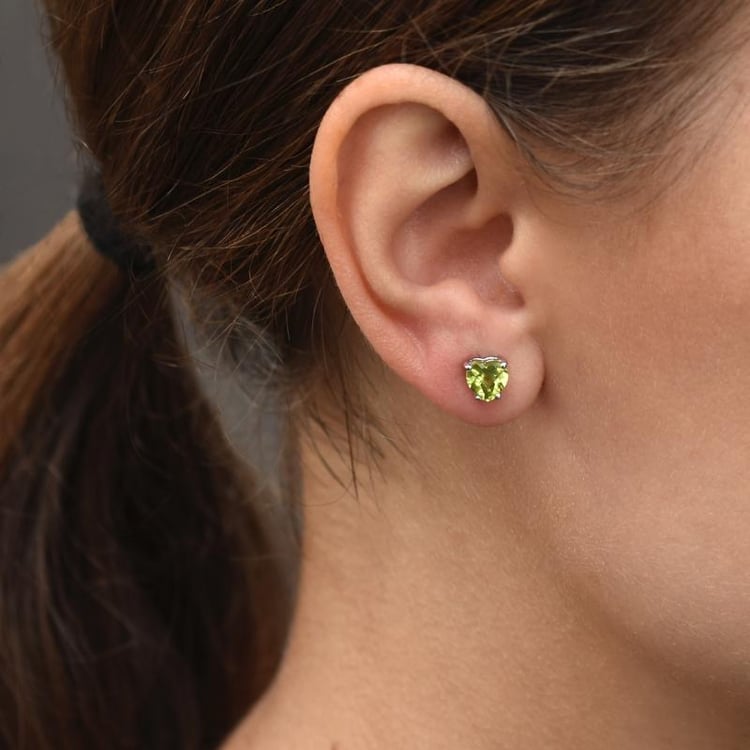 Zlaté náušnice so srdiečkovými olivínmi 46818