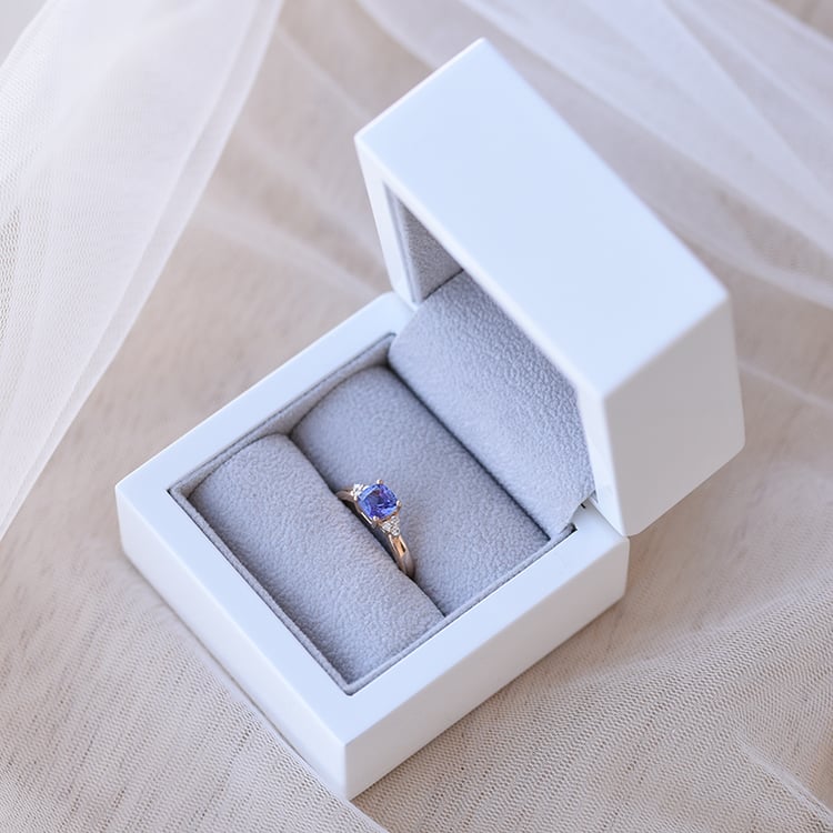 Prsteň s diamantmi 62041