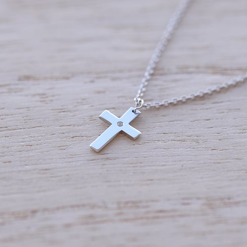 Zlatý krížik pre deti s diamantom Etain