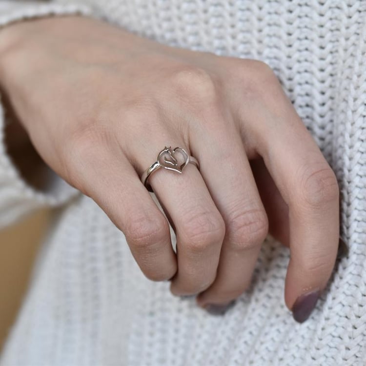 Strieborný prsteň srdce a kôň Iaha 29662