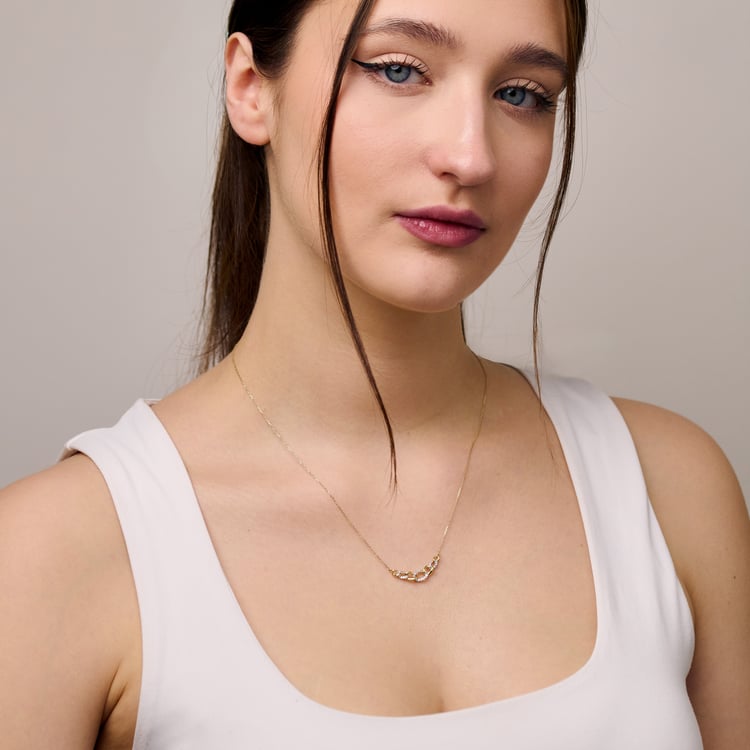 Zlatý prepletený náhrdelník s prírodnými diamantmi Purnima 165439