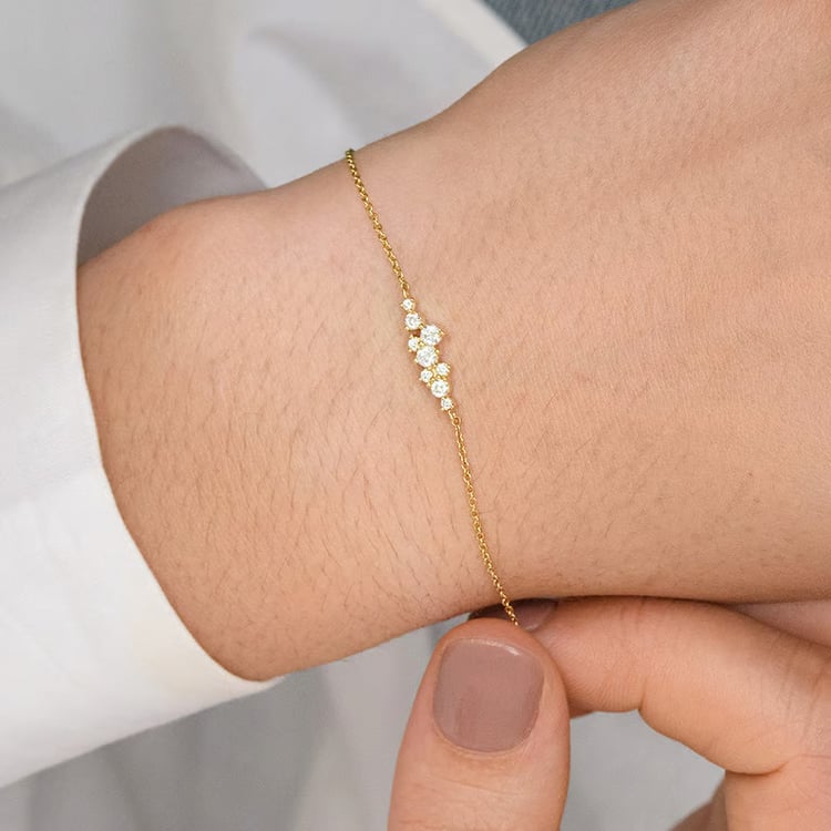 Minimalistický striebroný cluster náramok s lab-grown diamantmi Lucy 167006