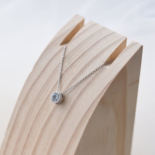Halo prívesok s akvamarínom a diamantmi Usara