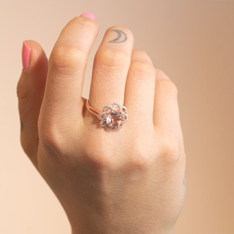 Zlatý prsteň s morganitom a diamantmi Barbarella 102103