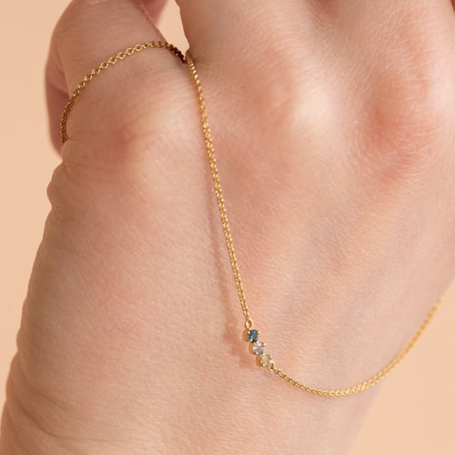 Minimalistický náhrdelník s drahokamami podľa vášho výberu Mina