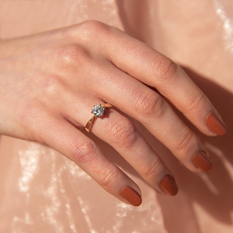 Zásnubný vintage prsteň s diamantom Ludger 97278