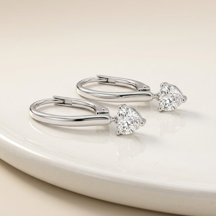 Strieborné náušnice v tvare srdca s 0.25ct lab-grown diamantom Lola 171420