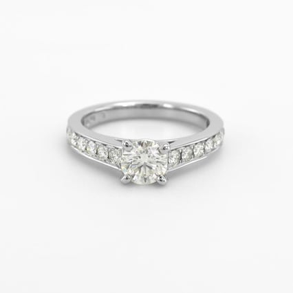 Zásnubný prsteň s diamantmi Riley