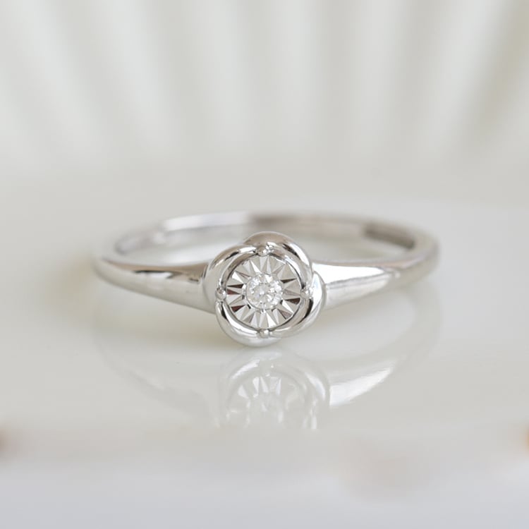 Prsteň s diamantom 85949