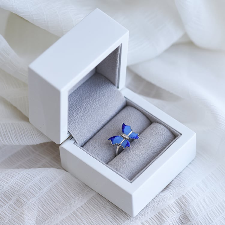 Prsteň s enamelovým motýľom 64094