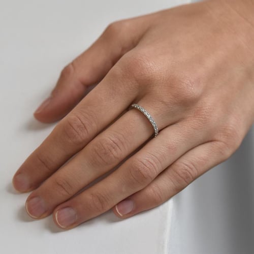 Eternity prsteň s 1.75mm lab-grown diamantmi Milana