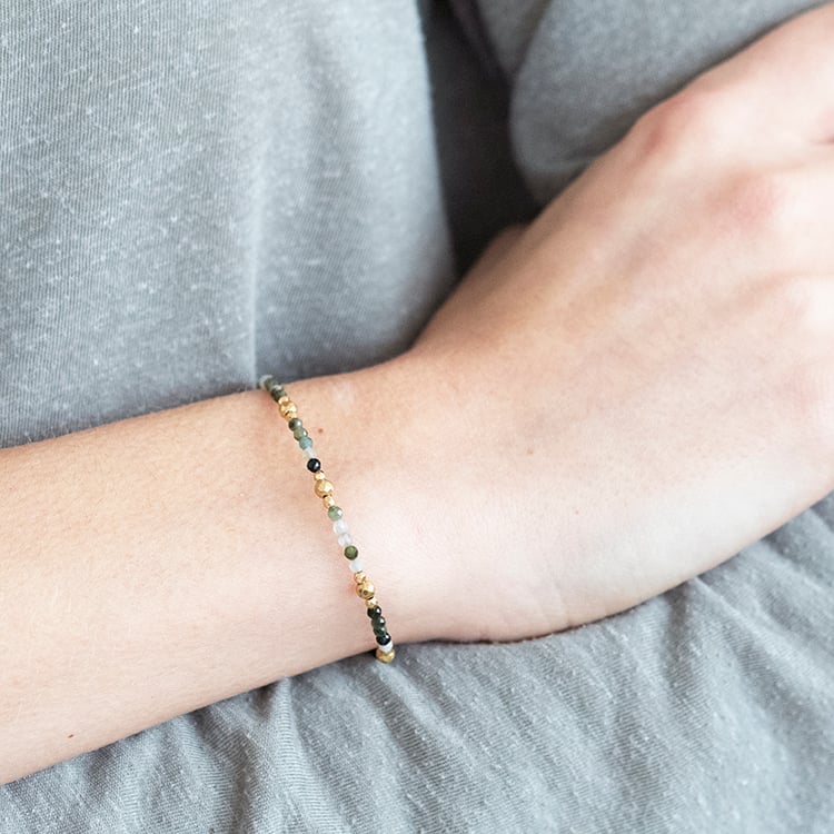 Strieborný pozlátený náramok s turmalínovými korálkami Raimi 115791