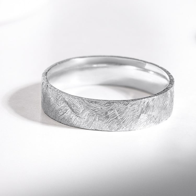 Netradičné platinové svadobné obrúčky 157895