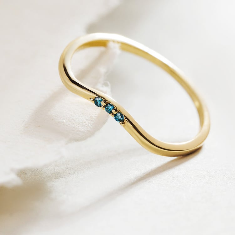 Strieborný prsteň s tromi modrými diamantmi 157773