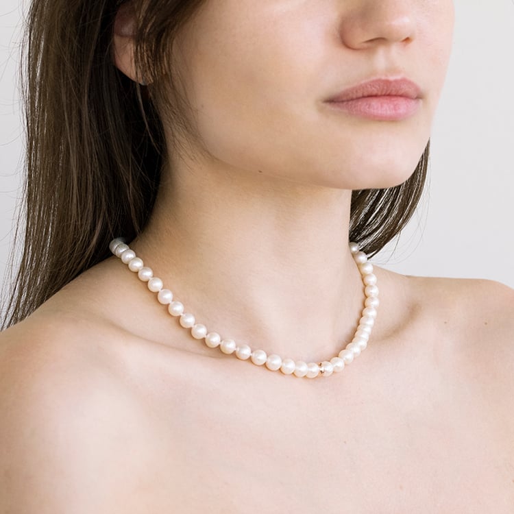 Strieborný perlový náhrdelník Kaci 112142