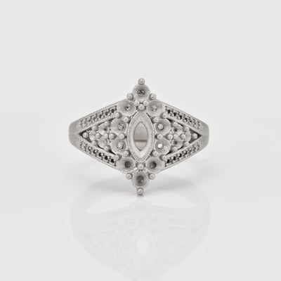 Platinový odliatok prsteňa