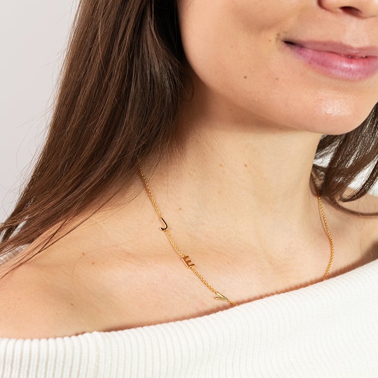 Strieborný náhrdelník s 3 písmenami vašej voľby Lupe 149947