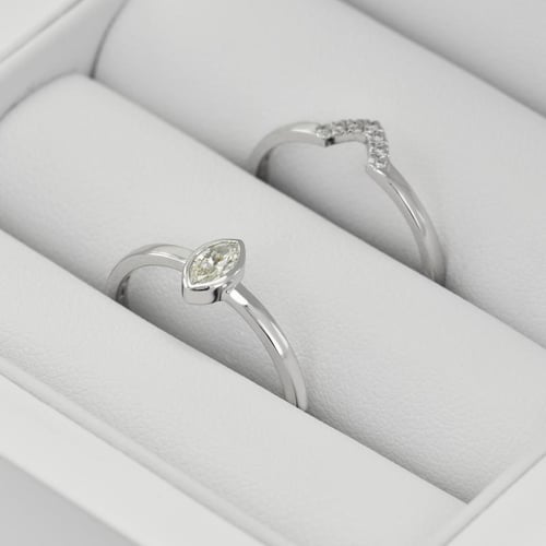 Zlatý zásnubný set prsteňov s marquise certifikovaným diamantom Wiale
