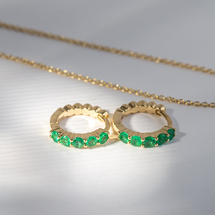 Jemné náušnice so smaragdmi Laios 121280