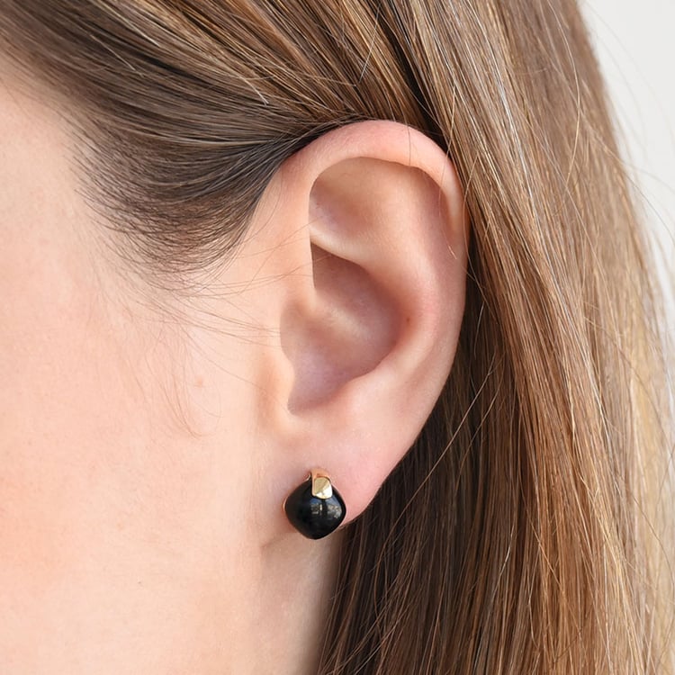 Decentné náušnice s čiernými ónyxmi 81371