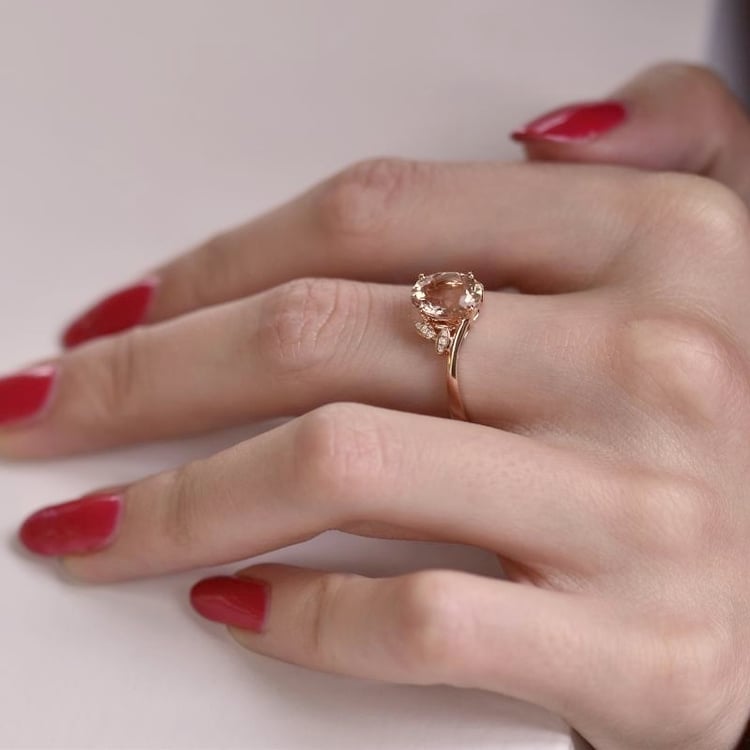 Morganitový zásnubný prsteň 106893