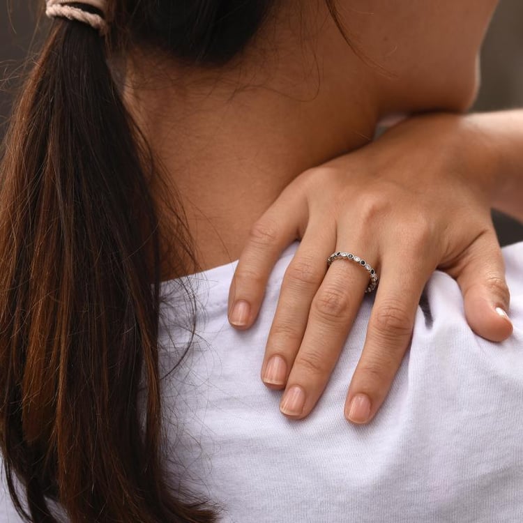 Eternity prsteň s diamantmi a zafírmi 46296