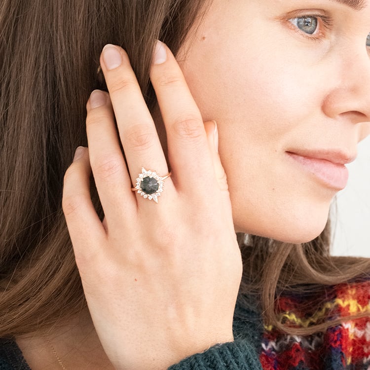 Elegantný prsteň s machovým achátom a moissanitmi Rikki 114611