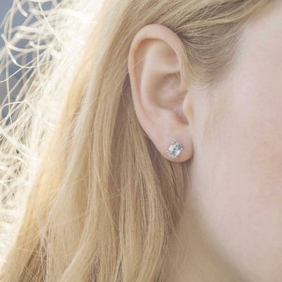 Zlaté náušnice s akvamarínmi 