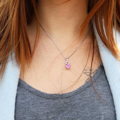 Zafírový náhrdelník