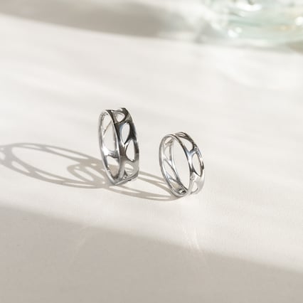 Zlaté netradičné snubné prstene Bionic