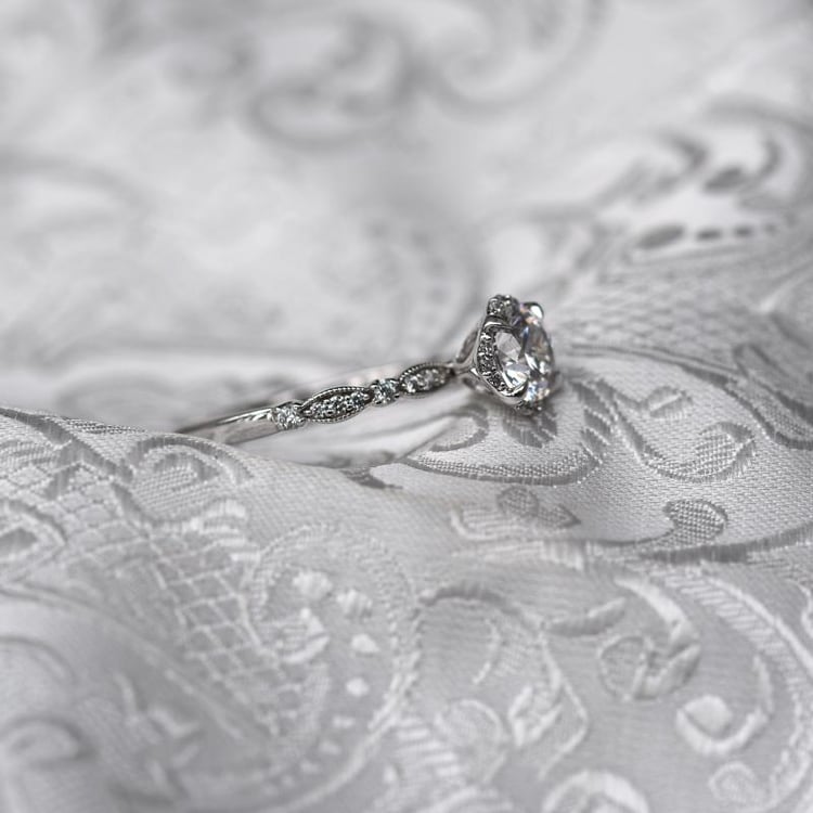 Zásnubný zlatý diamantový prsteň 48183