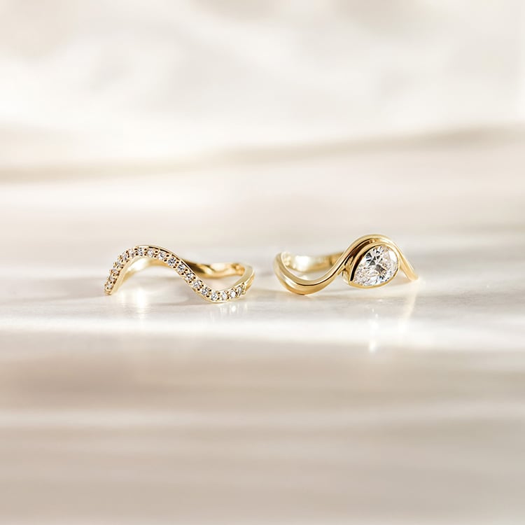 Atypická svadobná obrúčka s diamantmi 155086