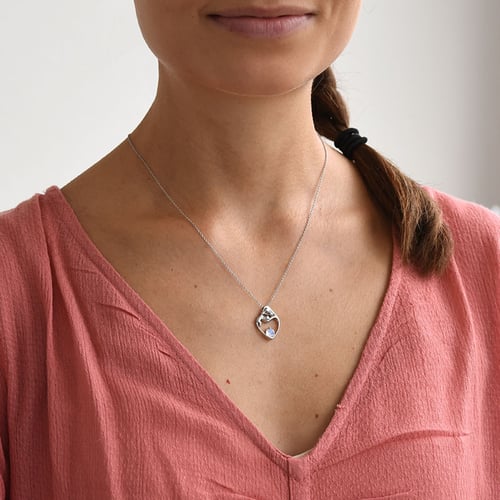 Prívesok matka a dieťa s mesačným kameňom a diamantom Heli