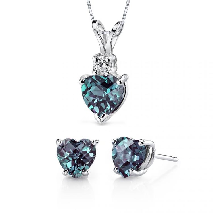 Kolekcia zlatých šperkov s alexandritovými srdiečkami Ogone 20294