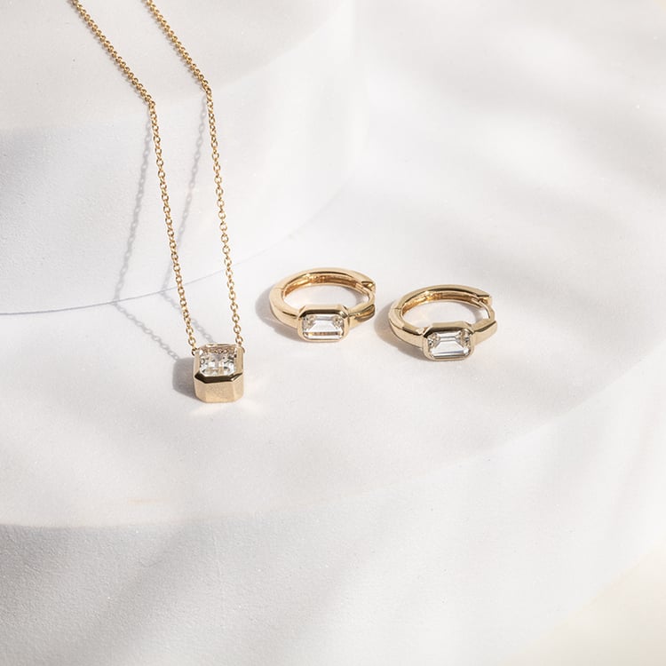 Strieborná kolekcia šperkov s bielymi topazmi Toula 143056