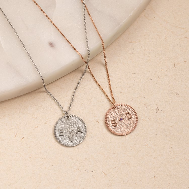 Strieborný personalizovaný prívesok s drahokamom a písmenom Bradley 137941