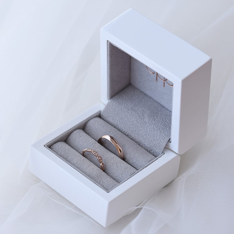 Vintage obrúčka s lab-grown diamantmi a komfortný pánsky prsteň Ebba 105773