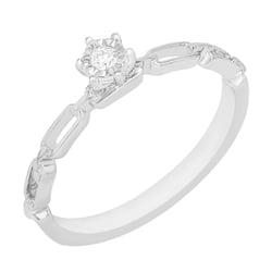 Netradičný diamantový prsteň Rubena