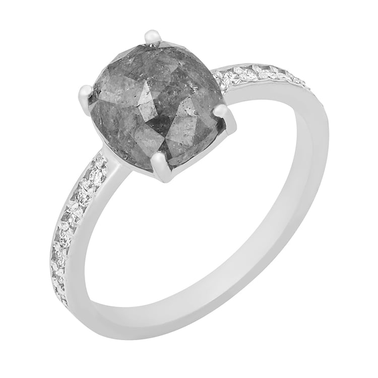 Zlatý prsteň s jedinečným salt and pepper diamantom