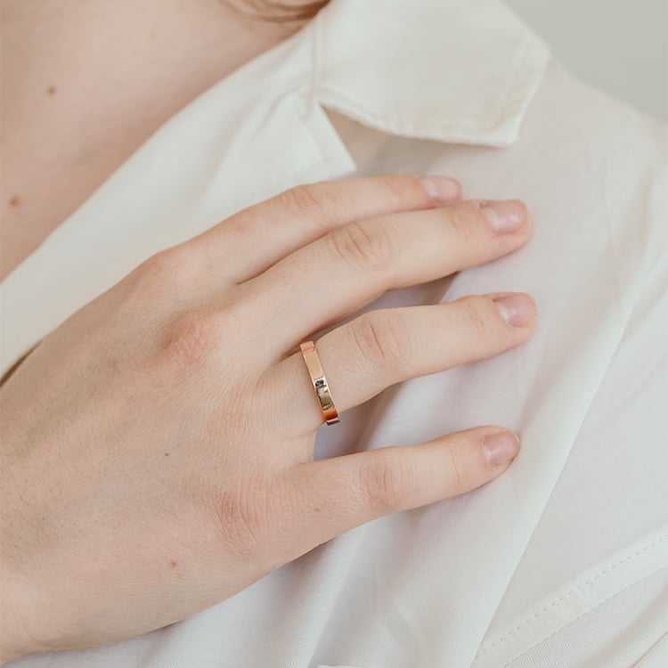 Ploché svadobné prstene zo zlata 120925