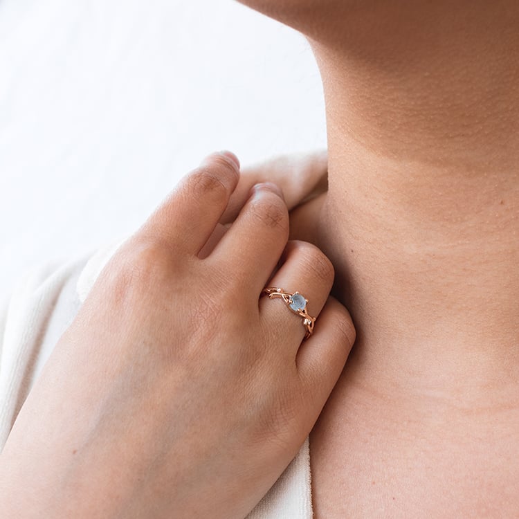 Prsteň s cabochon akvamarínom a diamantmi Lanayn 120018