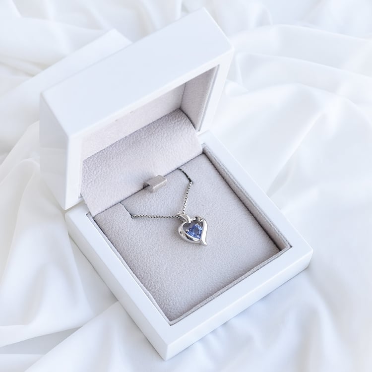 Elegantný strieborný prívesok 88851