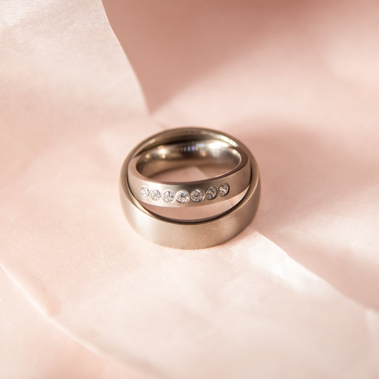 Titanové snubné prstene s diamantmi Emir 107543