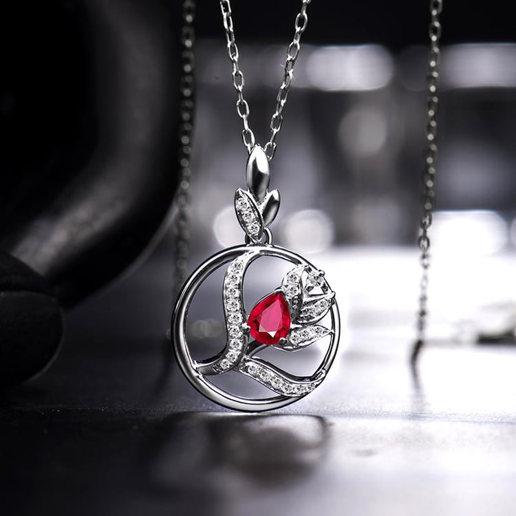 Náhrdelník s rubínom 18446